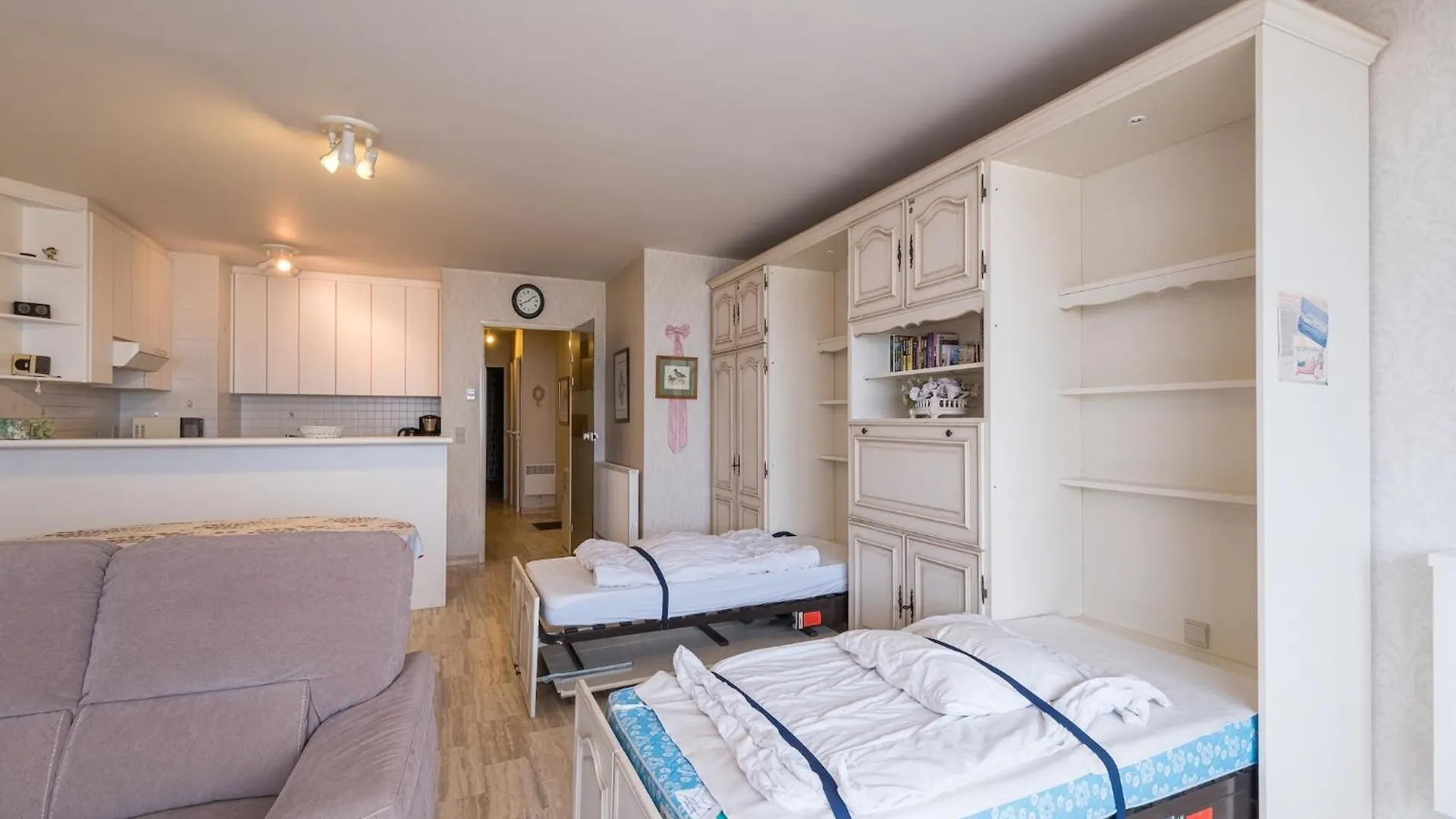 Nice Apartment With Sea-Views Middelkerke